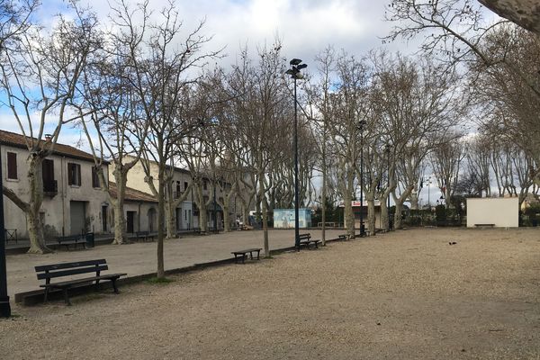 Des inscriptions antisémites ont été dessinées dans le sable du boulodrome d'Aigues-Mortes, dans le Gard - 14 février 2019