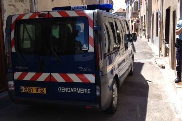 L'enquête de gendarmerie se poursuit dans les rues de Trèbes