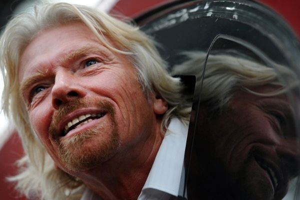 Richard Branson, le médiatique patron de Virgin, publie un livre intitulé "Le business sera humaniste ou ne sera pas", un manifeste pour sauver le monde en utilisant les richesses générées par le capitalisme. Son livre a été traduit de l'anglais au français par Nadine et Jean-Marc Millanvoye, deux auvergnats.