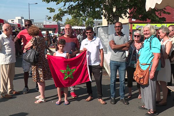 La communauté marocaine de Charleville-Mézières tente d'organiser l'aide aux victimes du séisme.