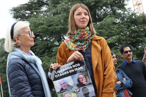 Avant un nouveau rassemblement prévu vendredi 6 décembre à Mulhouse pour demander sa libération, Noémie Kohler invite tous les Français à écrire à sa soeur pour la soutenir. Elle est détenue en Iran depuis 941 jours sans procès.