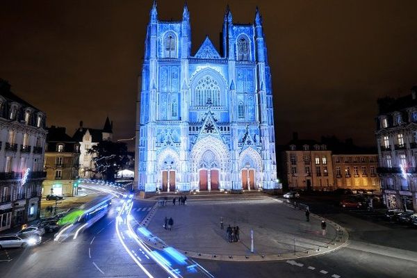 Cette photo de Jean-Sébastien Evrard mise en ligne par l'AFP a son prolongement aujourd'hui en images animées.