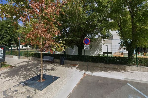 La bagarre s'est déroulé devant la crèche Boulevard Mendès France à Castres