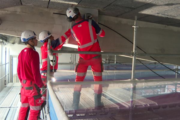 Le toit de la piscine de Guéret fragilisé par les années