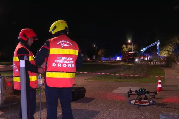 Les sapeurs pompiers mobilisés sur le campus HEC soir