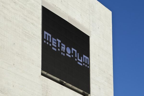 La façade du Metronum