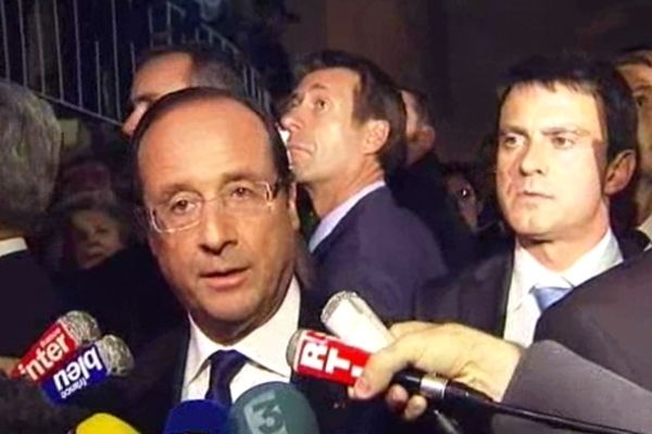 François Hollande à Grenoble après la rixe d'Echirolles en octobre 2012