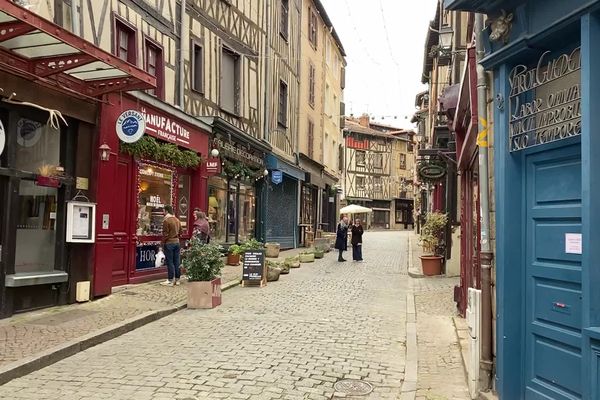 Les commerces n'ont pas fait le plein pendant ce dimanche de Coupe du monde.