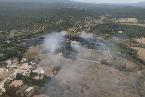 Six hectares ont brûlé à La Boissière, dans l'Hérault, mardi 13 août.