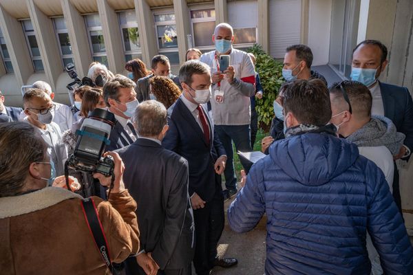 Le Ministre des solidarités et de la santé était en visite au CHU de Nice.