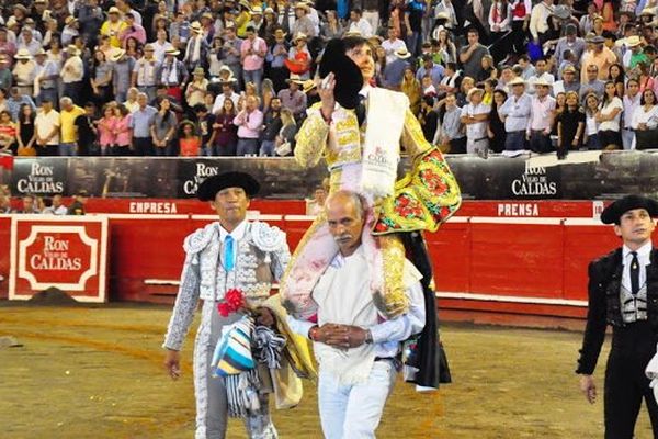 Le premier indulto d'un toro dans la carrière de Roca Rey. Et le premier triomphe significatif de l'année 2016.