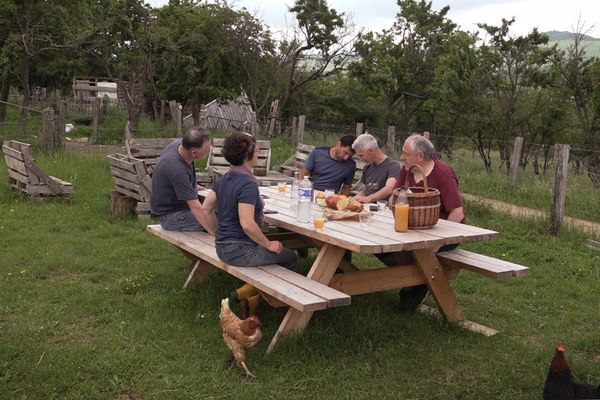 Le bénévolat prétexte à la convivialité