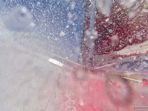 Photo envoyée depuis le bateau Initiatives-Coeur lors de la course à la voile du Vendée Globe le 26 novembre 2024