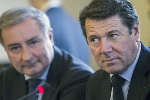 Le maire LR de Toulouse Jean-Luc Moudenc avec son homologue niçois Christian Edstrosi lors des 42è journées de l'Association des Communautés Urbaines de France 