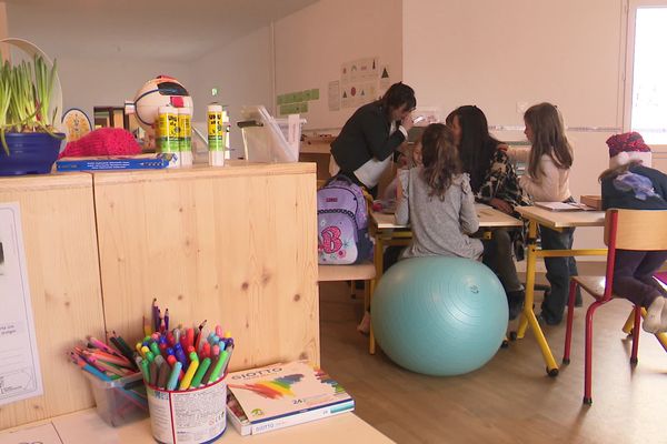 Le nombre d'élèves a augmenté de 60% en 3 ans dans cette école alternative au Vigen, passant de 25 élèves en 2020 à 40 élèves en 2023.