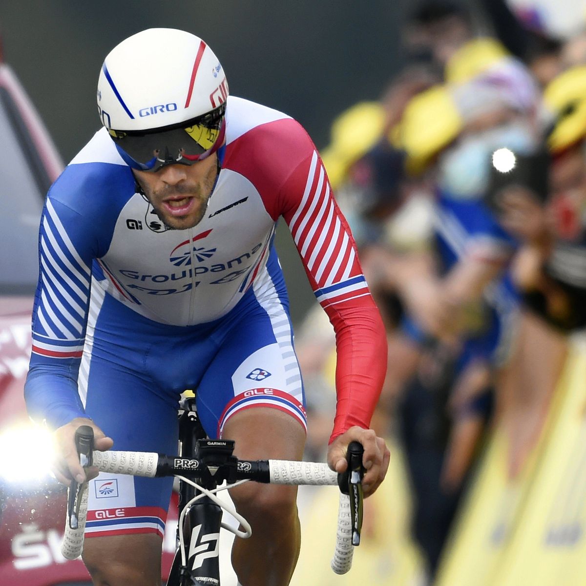 J Ai Encore Une Gene Toujours A L Arret Thibaut Pinot Donne Des Nouvelles De Son Dos En Plein Tour De France