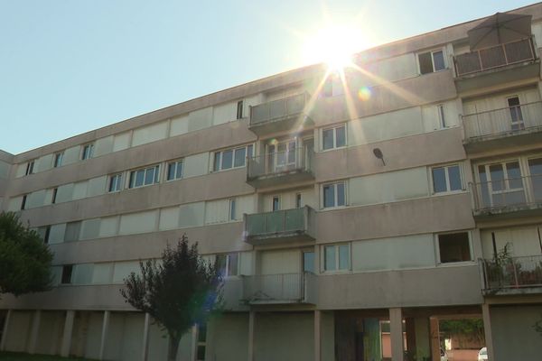 A Périgueux, certains appartements de la cité des mondoux sont de vraies "passoires thermiques".