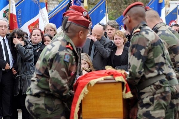 L'enterrement d'Abel Chennouf, militaire abattu par Mohammed Merah le 15 mars 2012