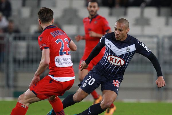 Le GFCA et les Girondins de Bordeaux s'affrontent le vendredi 5 mars 2016 au Stade Matmut Bordeaux Atlantique