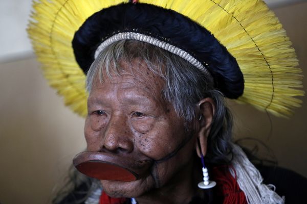 Le chef Raoni Metuktire, défenseur emblématique de la forêt amazonienne au Brésil