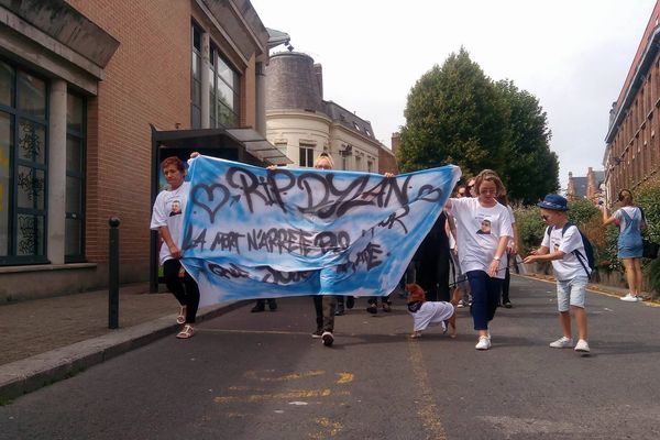 La marche blanche pour Dylan a eu lieu cet après-midi. 