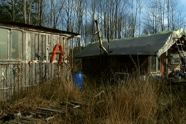 Aujourd'hui, les landes de Notre Dame abritent toujours des cabanes