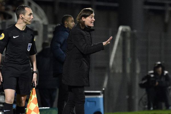 "C'est presque un devoir j'ai envie de dire que de prendre cette sélection aujourd'hui", a déclaré Corinne Diacre, à la tête de l'équipe de France féminine.