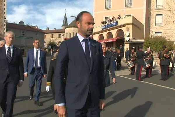 Le Malzieu (Lozère) - Edouard Philippe lors de la cérémonie en hommage à Augustin Trébuchon, le Lozérien dernier poilu mort au combat - 26 octobre 2018.