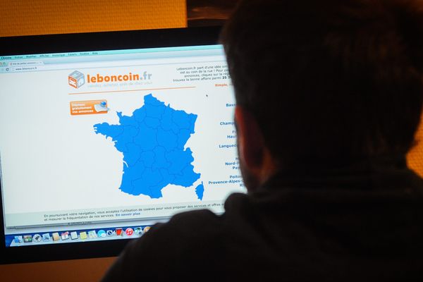 Le jeune homme et son complice auraient arnaqué au moins quatorze internautes sur leboncoin