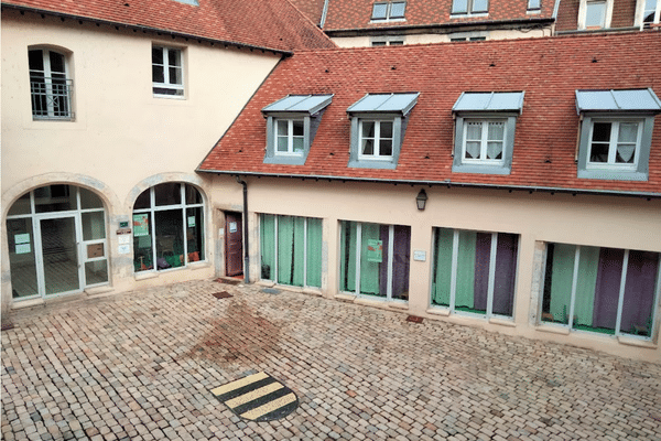 La maison Verte de Besançon existe depuis 1995.