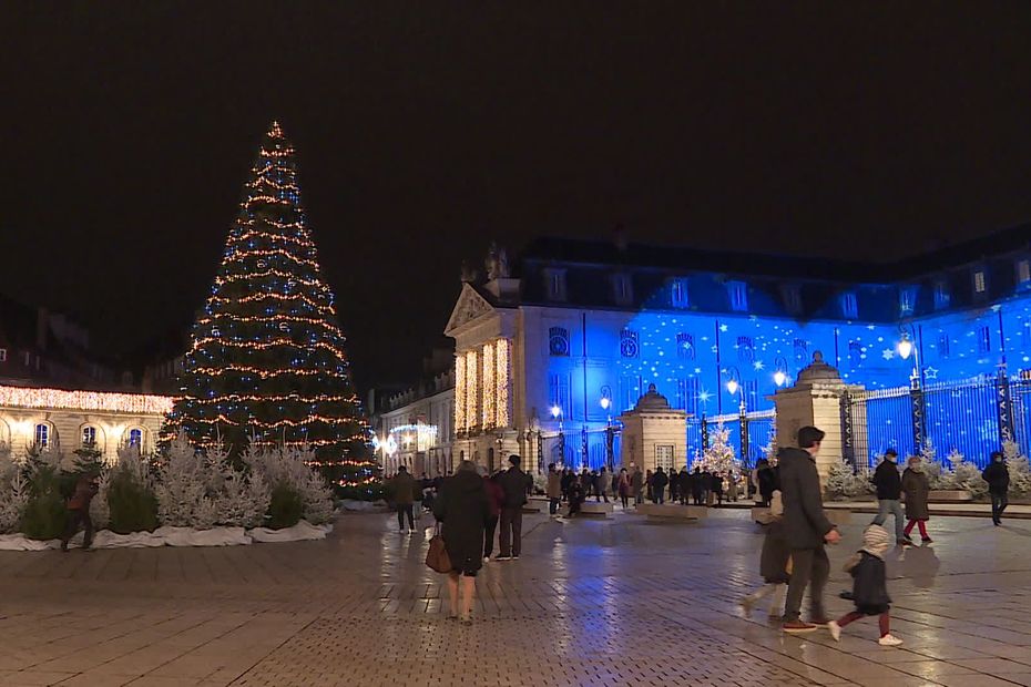 IN IMAGES, IN PICTURES.  The Christmas spirit lights up the streets of Dijon