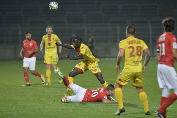 Nîmes Olympique rencontrait Quevilly vendredi 3 novembre