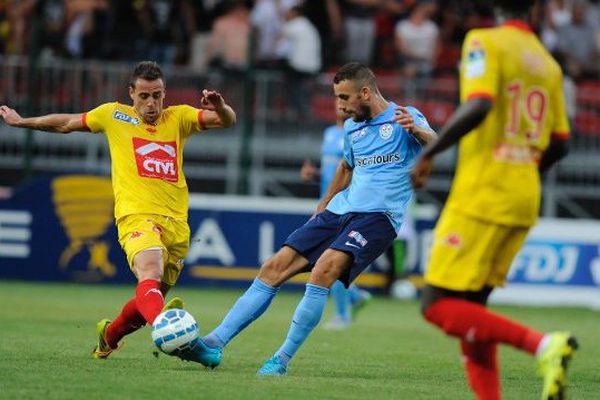 L'US Orléans s'est inclinée 1 à 2 face au Tours, lors du premier tour de la coupe de la Ligue, le 11 août 2015.