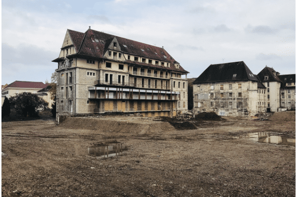 Le bâtiment Ledoux va être détruit par la mairie dans le cadre de la réhabilitation du quartier. Une décision qui ne plaît pas à tout le monde.