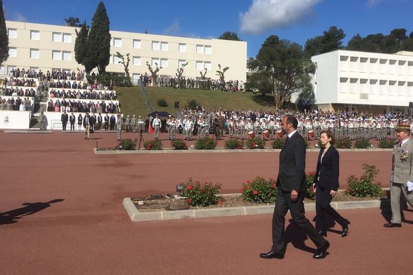 Edouard Philippe accompagné de Florence Parly lors de la 155e commémoration de la bataille de Camerone