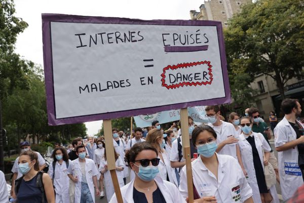 Les internes en médecine comptent se rassembler en nombre devant le ministère de la Santé, ce vendredi 14 octobre.