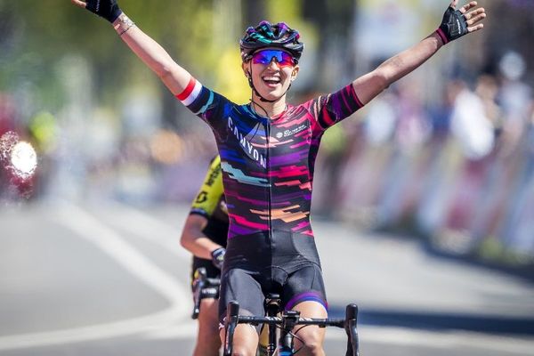 La Polonaise Katarzyna Niewadoma (Canyon) remporte l'Amstel féminine.