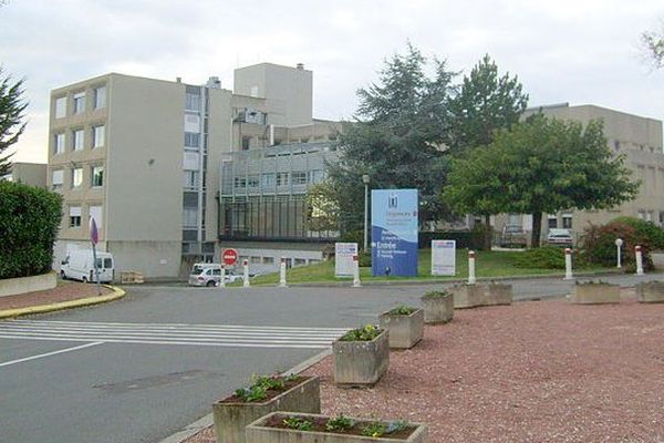 L'homme blessé est soigné dans l'hôpital de Royan (17)