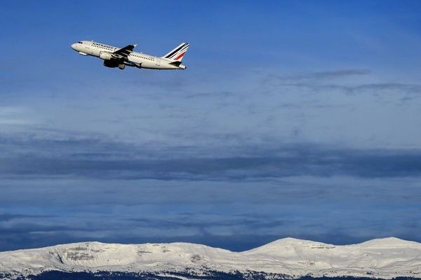 Le chef de la sécurité de l'aéroport est soupçonné de corruption lors de l'attribution de marchés publics par l'aéroport de Genève à une société genevoise de sécurité, mercredi 15 mai 2019.