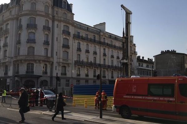 le quartier a été évacué à toute vitesse