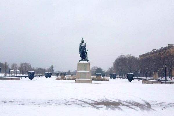 Esplanade de Metz sous la neige, mardi 15 janvier 2013