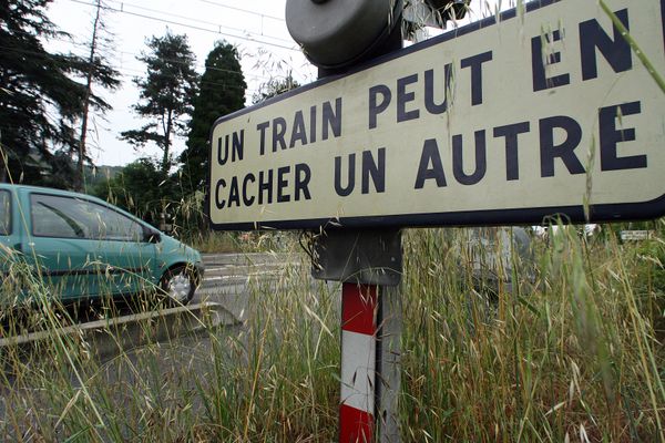 Le passage aux abords duquel se trouvait le piéton est une zone à risque. Plusieurs accidents se sont déjà produits sur ce passage numéro 27.