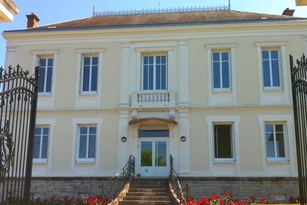 Les nouveaux locaux du Centre Médico-Psycho-Pédagogique de Saint-Junien inaugurés le lundi 26 novembre 2012