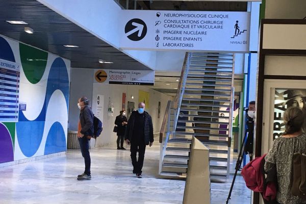 Un nouveau cluster dans un hôpital à Marseille.