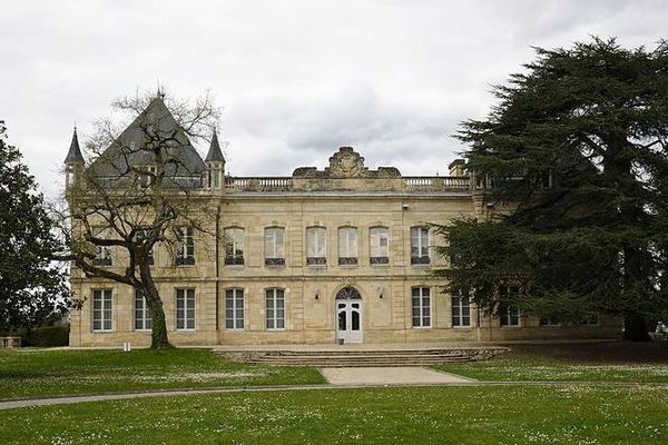 Château Bel Air du Haillan (33) siège des Girondins de Bordeaux.