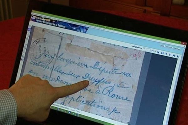 Un des "faux" document du dossier secret fabriqué par les services de l'armée et ayant servi pendant le procès.