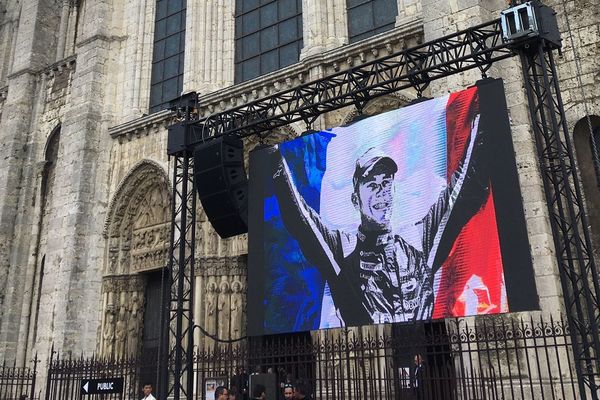 Décès d'Anthoine Hubert : ses obsèques ont lieu ce mardi en la cathédrale de Chartres (Eure-et-Loir)- 10 spet 2019