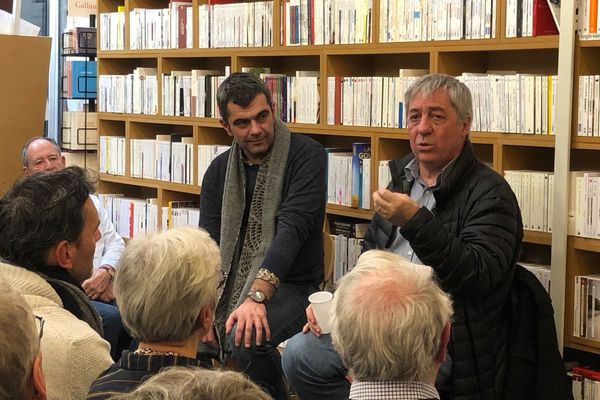 Sorj Chalandon a fait le plein à la librairie La Voie aux Chapitres mercredi