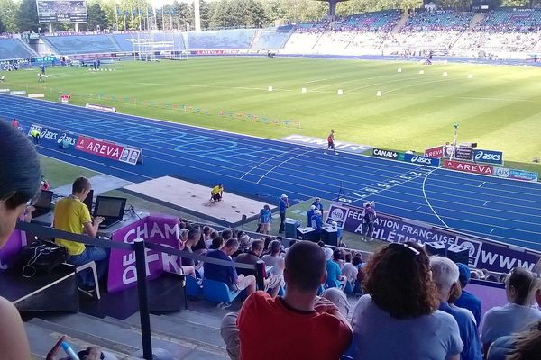 Le Stadium Lille Métropole de Villeneuve-d'Ascq (Nord) accueille les championnats de France 2015 d'athlétisme.