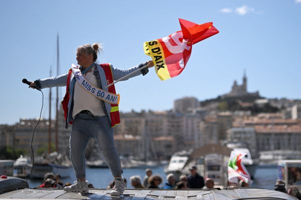 6 500 manifestants à Marseille pour cette 12e journée de grève, selon la police.